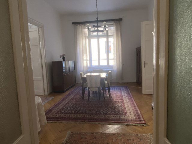 Eladó téglalakás, Budapesten, V. kerületben 0.566 M Ft, 4 szobás