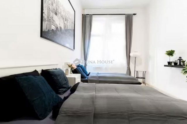 Eladó téglalakás, Budapesten, VII. kerületben 103.9 M Ft