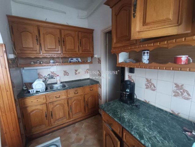Eladó családi ház, Szigetszentmiklóson 63.9 M Ft, 3 szobás