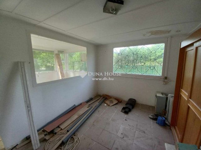Eladó nyaraló, Tiszakécskén 8.9 M Ft, 2 szobás