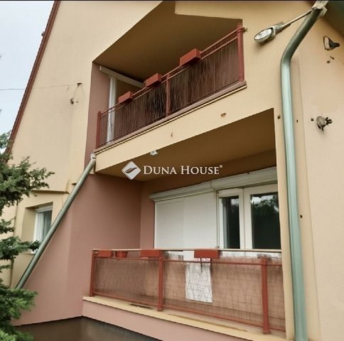 Eladó családi ház, Üllőn 99.8 M Ft, 3 szobás