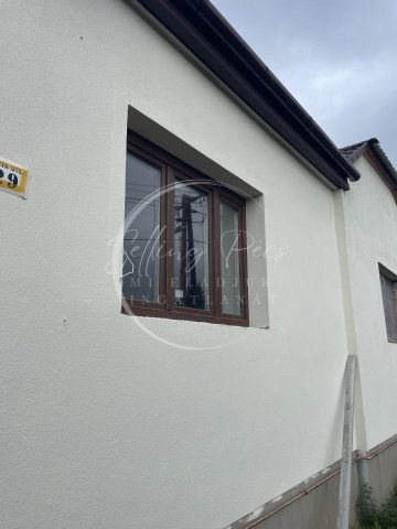 Eladó családi ház, Pécsett, Bártfa utcában 99.9 M Ft, 3 szobás