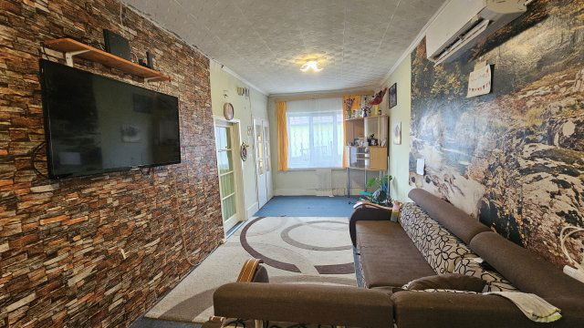 Eladó családi ház, Farmoson 36.9 M Ft, 4 szobás