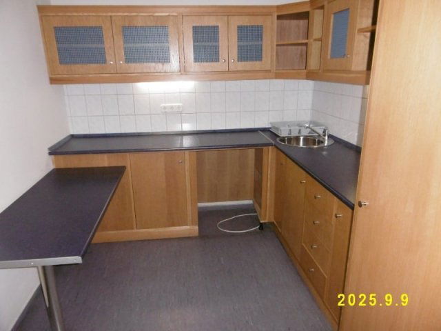 Kiadó iroda, Miskolcon 2796 E Ft / hó / költözzbe.hu