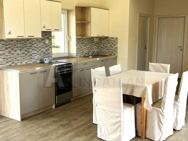 Kiadó családi ház, albérlet, Mórahalmon 350 E Ft / hó