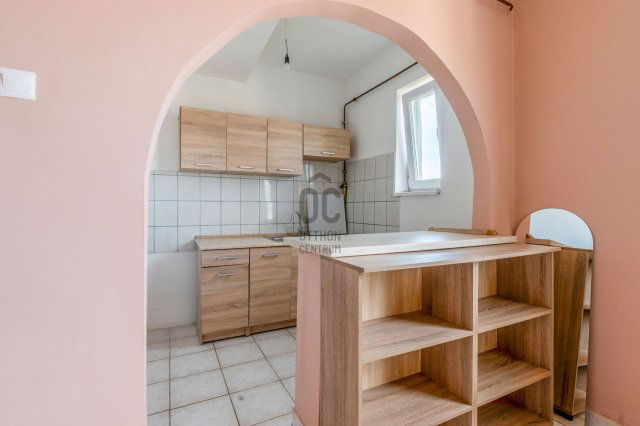 Eladó téglalakás, Székesfehérvárott 64.9 M Ft, 2 szobás