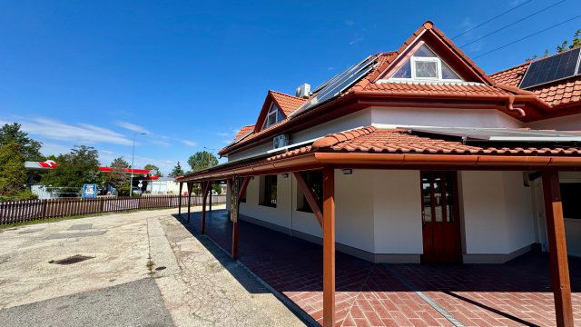 Kiadó üzlethelyiség, Székesfehérvárott, Sárkeresztúri úton