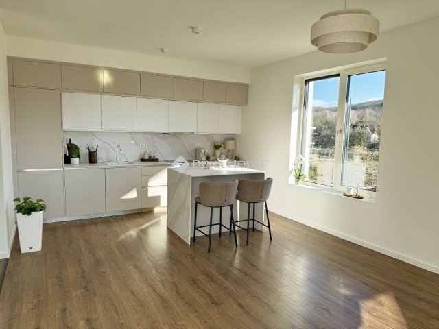 Eladó téglalakás, Budapesten, XI. kerületben 156.9 M Ft