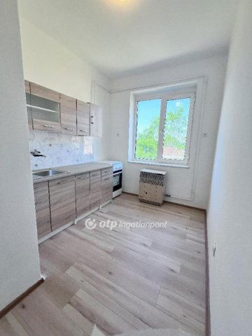 Eladó téglalakás, Bátonyterenyén 19.9 M Ft, 2 szobás