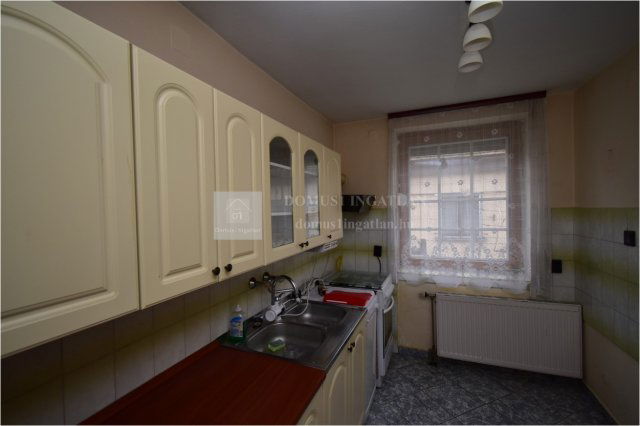 Eladó családi ház, Szombathelyen 69 M Ft, 4 szobás