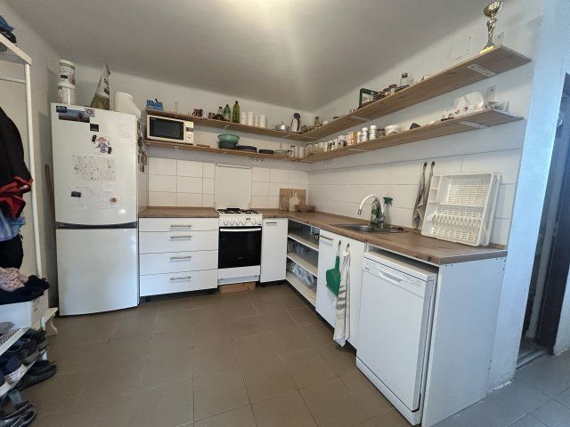 Eladó családi ház, Kaposváron 34 M Ft, 2 szobás