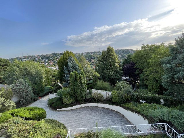 Eladó téglalakás, Budapesten, XXII. kerületben 250 M Ft