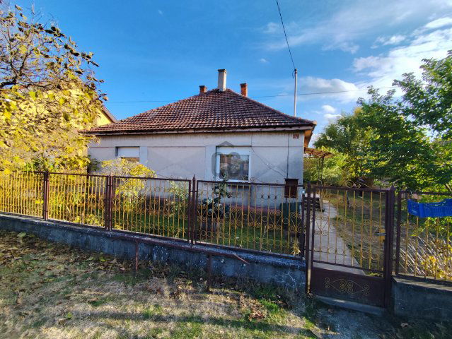 Eladó családi ház, Ágasegyházán 29.7 M Ft, 3 szobás