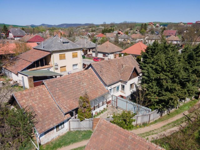 Eladó családi ház, Vanyarcon 21.9 M Ft, 4 szobás