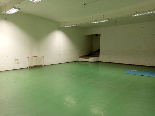 Kiadó üzlethelyiség, Miskolcon, Hadirokkantak útján, 1+1 szobás