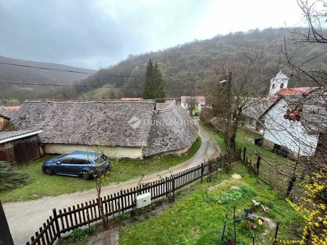 Eladó családi ház, Óbányán 49.999 M Ft, 4 szobás