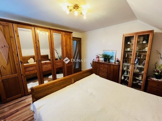 Eladó családi ház, Monoron 139 M Ft, 4 szobás