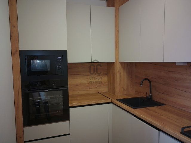 Eladó panellakás, Pécsett, Péchy Blanka téren 54.9 M Ft