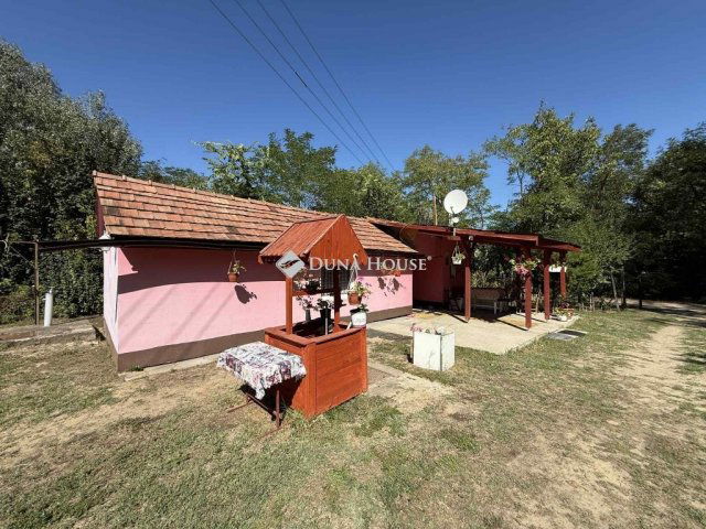 Eladó mezogazdasagi ingatlan, Helvécián 15.9 M Ft, 2 szobás