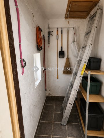 Eladó családi ház, Lovászpatonán 29.9 M Ft, 3 szobás