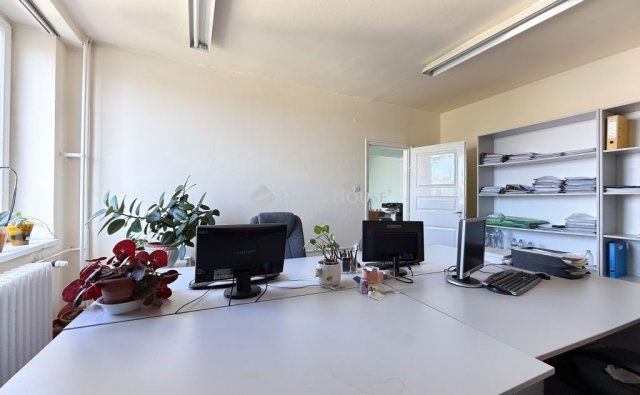 Eladó iroda, Miskolcon 19.9 M Ft, 3 szobás / költözzbe.hu