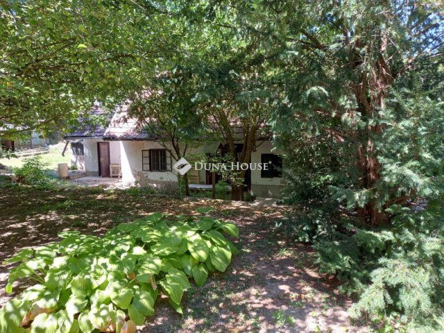 Eladó családi ház, Alcsútdobozon 27 M Ft, 2 szobás