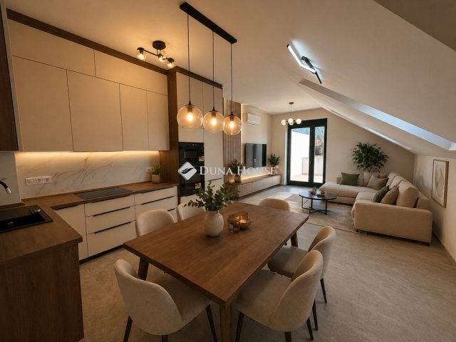 Eladó téglalakás, Kecskeméten 99 M Ft, 2 szobás