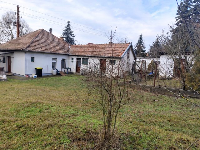 Eladó családi ház, Gödöllőn 79.5 M Ft, 2 szobás