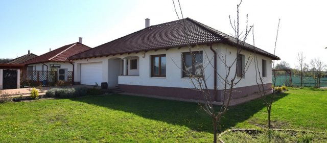 Eladó családi ház, Debrecenben 169 M Ft, 4 szobás