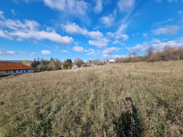 Eladó telek, Balatonfűzfőn 35.9 M Ft / költözzbe.hu