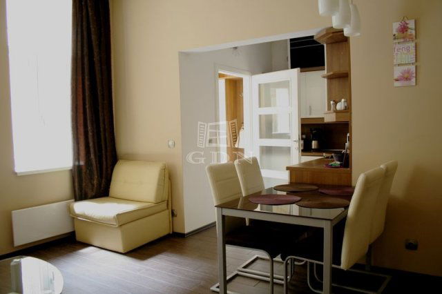 Eladó téglalakás, Budapesten, VI. kerületben 68.8 M Ft