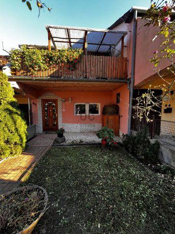 Eladó sorház, Galgamácsán 69.9 M Ft, 4 szobás