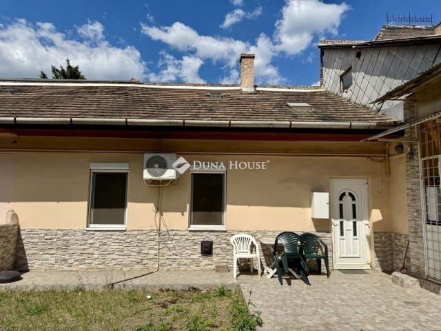 Eladó téglalakás, Budapesten, XV. kerületben 37.49 M Ft