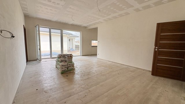 Eladó ikerház, Debrecenben 129 M Ft, 4 szobás