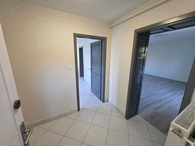 Eladó téglalakás, Érden 89.9 M Ft, 3 szobás