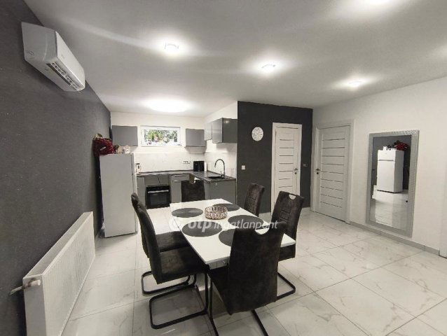 Eladó családi ház, Pusztaszabolcson 61.9 M Ft, 3 szobás