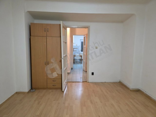Kiadó téglalakás, albérlet, IV. kerületben, Árpád úton