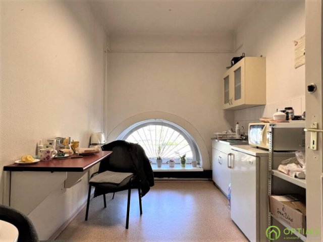 Eladó üzlethelyiség, Budapesten, VIII. kerületben 119 M Ft