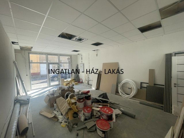 Kiadó üzlethelyiség, Budapesten, IV. kerületben 279 E Ft / hó