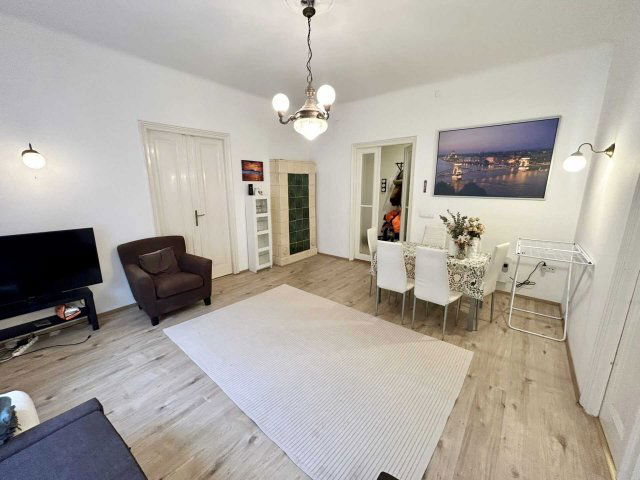 Kiadó téglalakás, albérlet, VIII. kerületben, Rákóczi úton