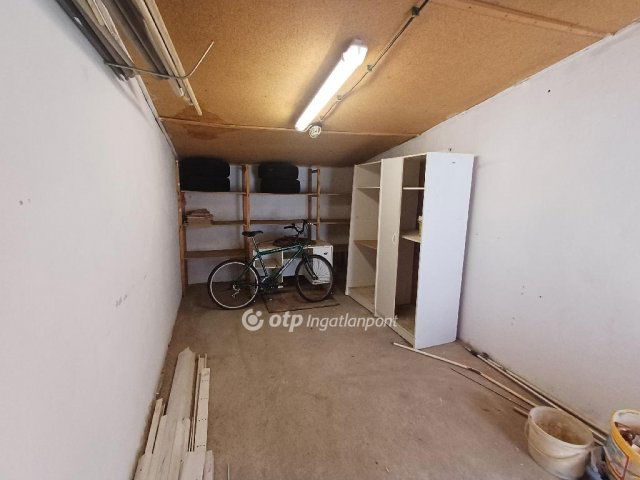 Eladó garázs, Egerben 10.9 M Ft / költözzbe.hu