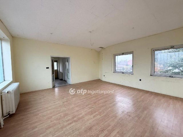 Eladó családi ház, Budapesten, XVIII. kerületben 112 M Ft