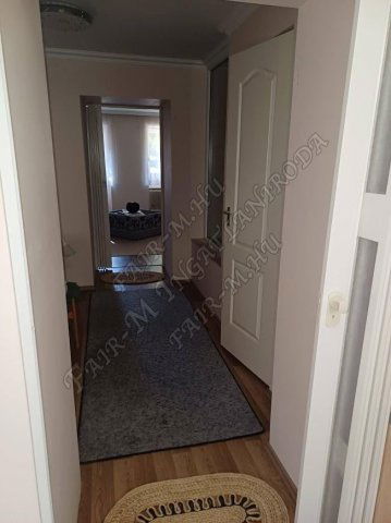 Kiadó téglalakás, albérlet, Szegeden 115 E Ft / hó, 1 szobás