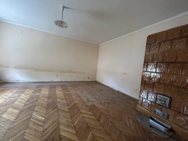 Eladó téglalakás, Kapuváron 26.5 M Ft, 2 szobás