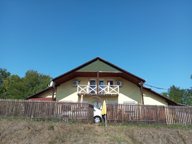 Eladó mezogazdasagi ingatlan, Mendén 115 M Ft