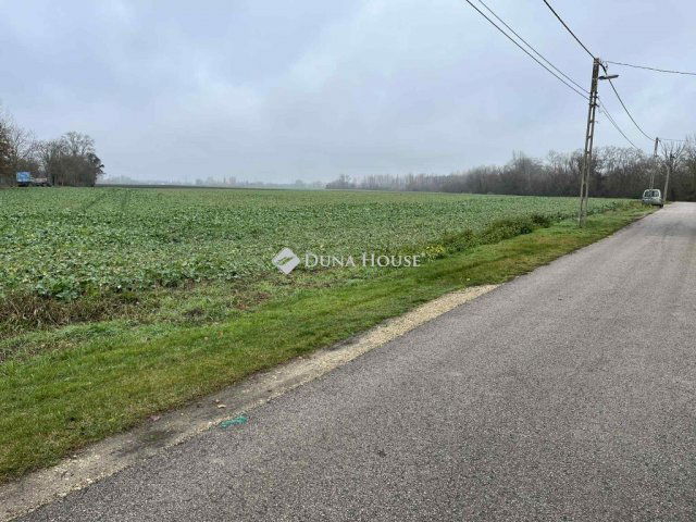 Eladó telek, Lébényben 100 M Ft / költözzbe.hu