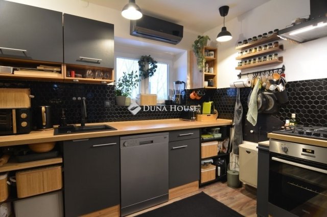 Eladó mezogazdasagi ingatlan, Cserkeszőlőn 46.5 M Ft, 4 szobás