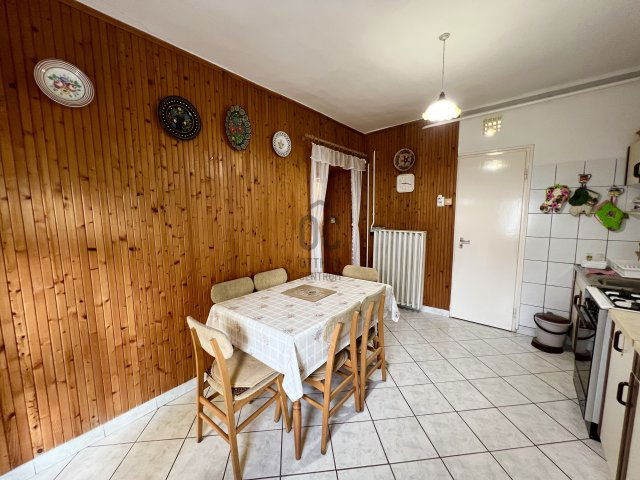 Eladó családi ház, Balatonbogláron 59.98 M Ft, 4 szobás