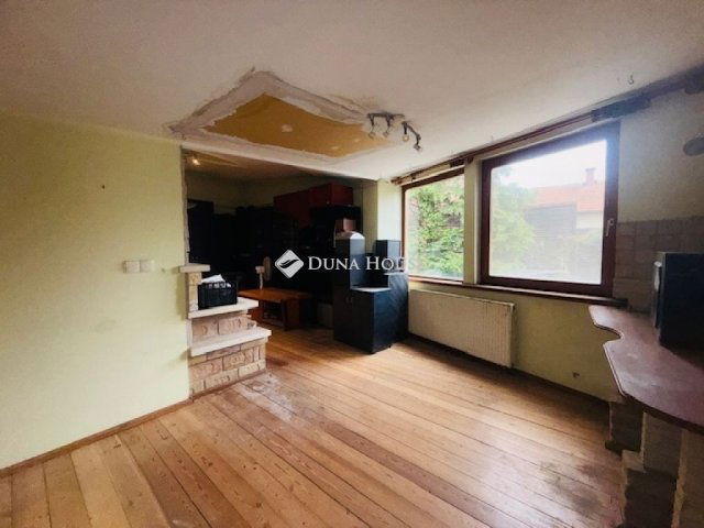 Eladó családi ház, Vecsésen 42.9 M Ft, 3 szobás