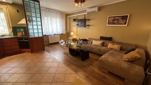 Eladó panellakás, Budapesten, III. kerületben 96.9 M Ft, 3 szobás